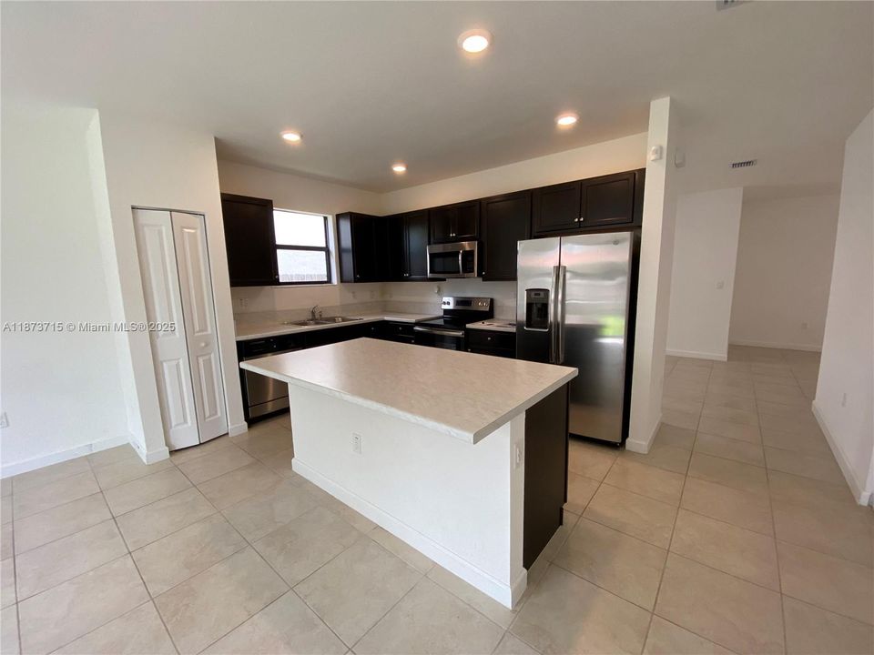 Active With Contract: $3,399 (4 beds, 3 baths, 2228 Square Feet)