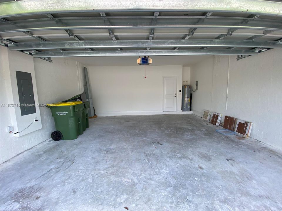 Active With Contract: $3,399 (4 beds, 3 baths, 2228 Square Feet)