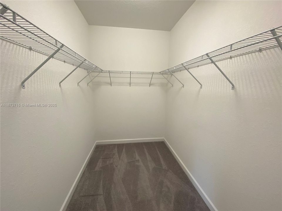 Active With Contract: $3,399 (4 beds, 3 baths, 2228 Square Feet)