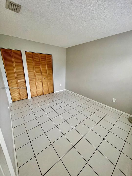 For Sale: $479,900 (3 beds, 2 baths, 1148 Square Feet)