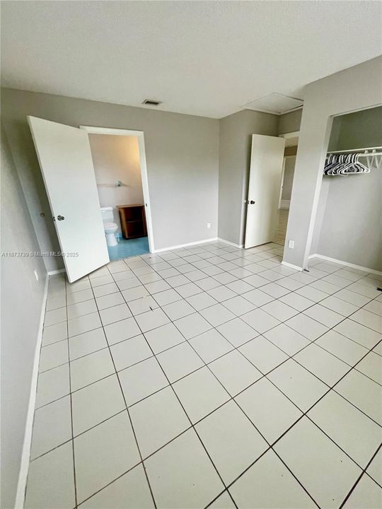 For Sale: $479,900 (3 beds, 2 baths, 1148 Square Feet)