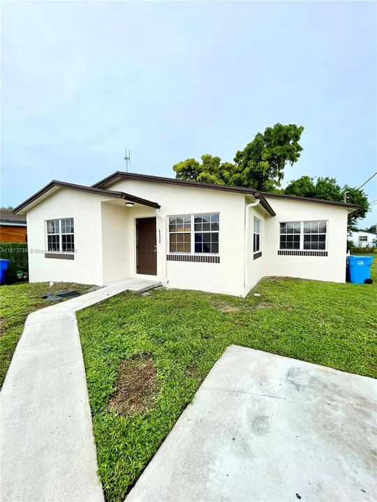 For Sale: $479,900 (3 beds, 2 baths, 1148 Square Feet)