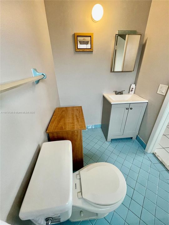 For Sale: $479,900 (3 beds, 2 baths, 1148 Square Feet)