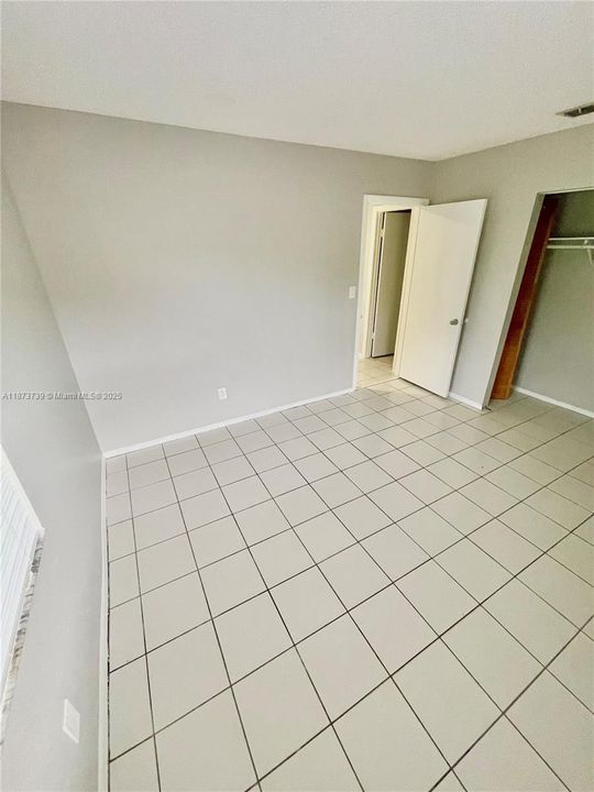 For Sale: $479,900 (3 beds, 2 baths, 1148 Square Feet)