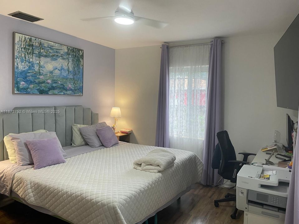 Recientemente alquilado: $2,600 (2 camas, 2 baños, 1183 Pies cuadrados)