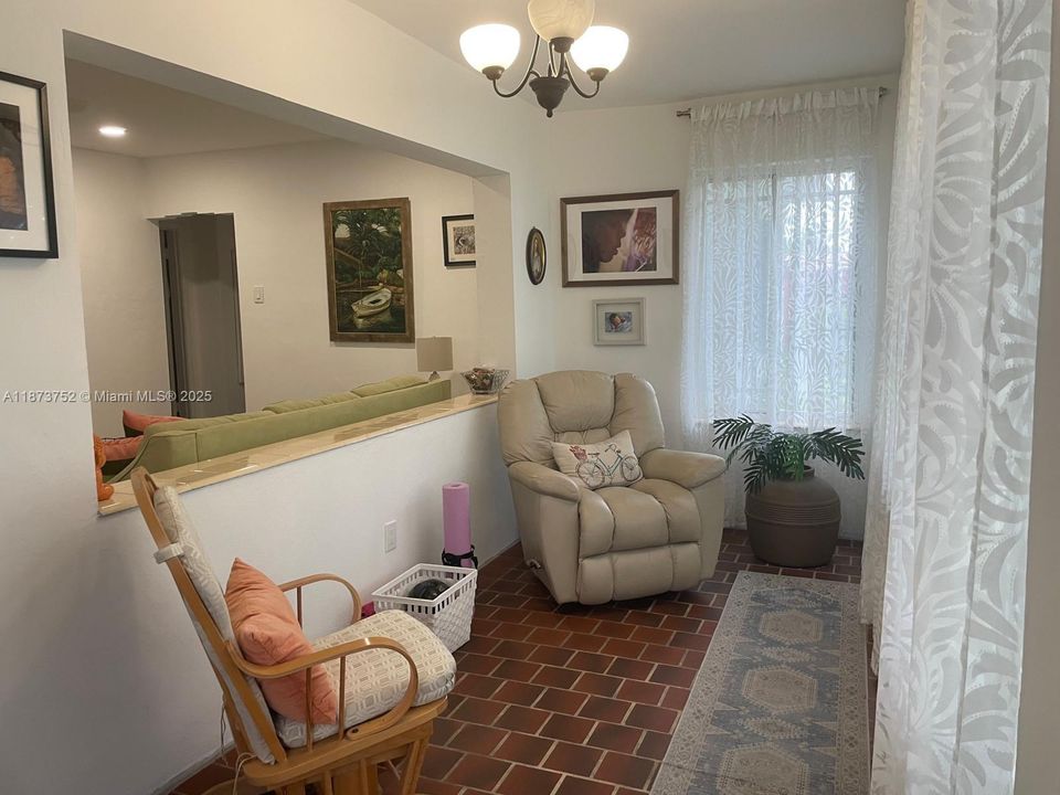 Recientemente alquilado: $2,600 (2 camas, 2 baños, 1183 Pies cuadrados)