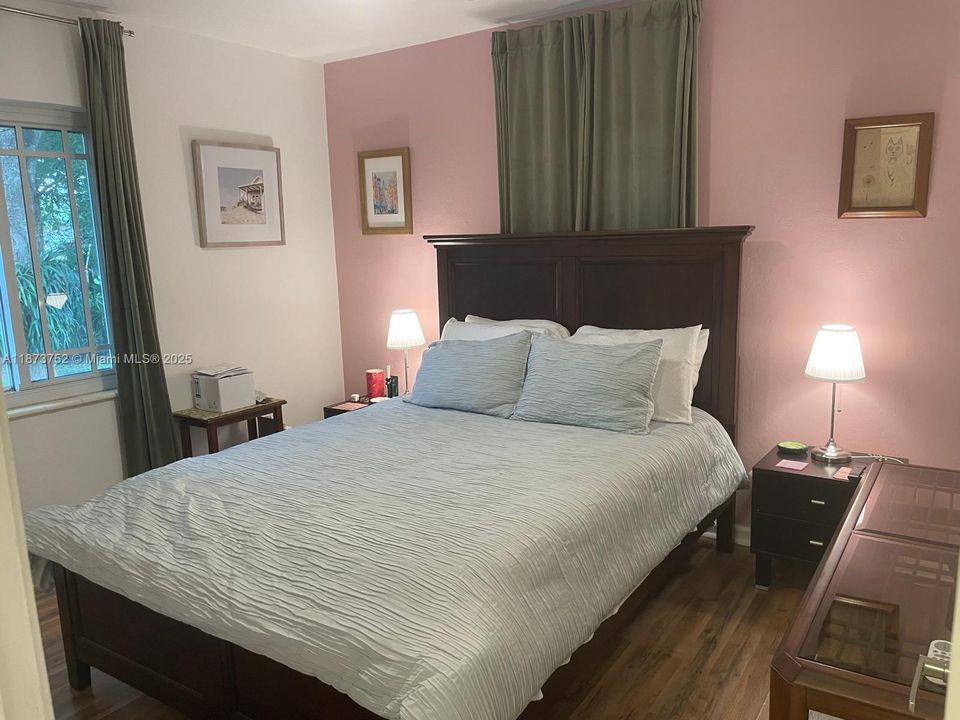 Recientemente alquilado: $2,600 (2 camas, 2 baños, 1183 Pies cuadrados)