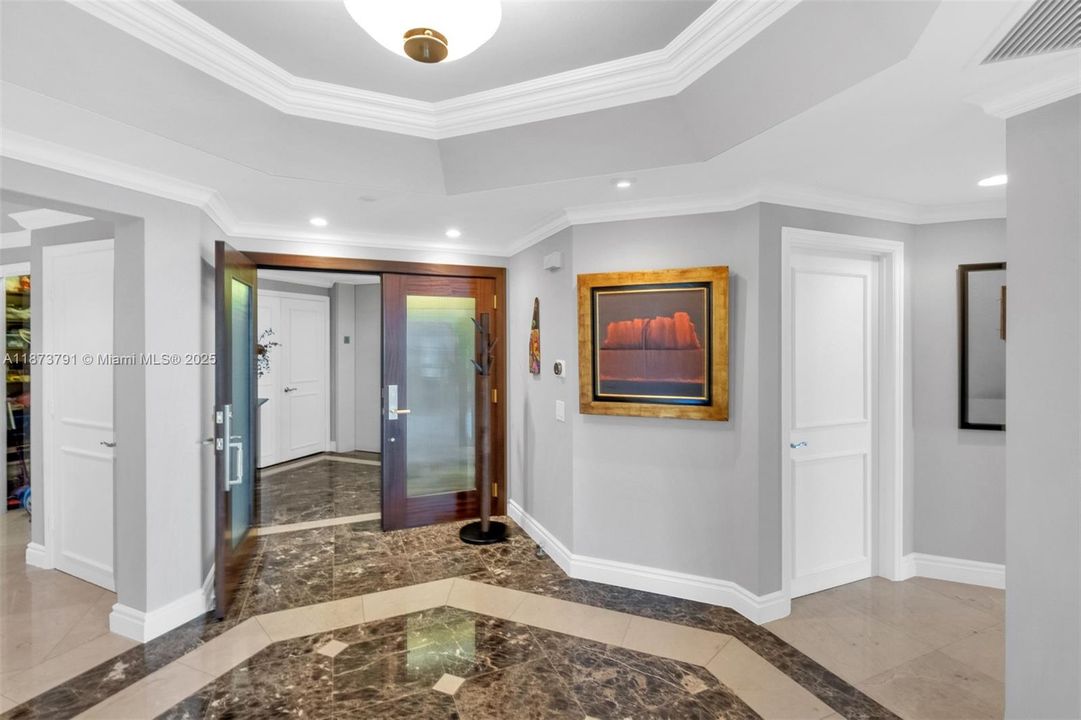 Active With Contract: $8,500 (3 beds, 3 baths, 2970 Square Feet)