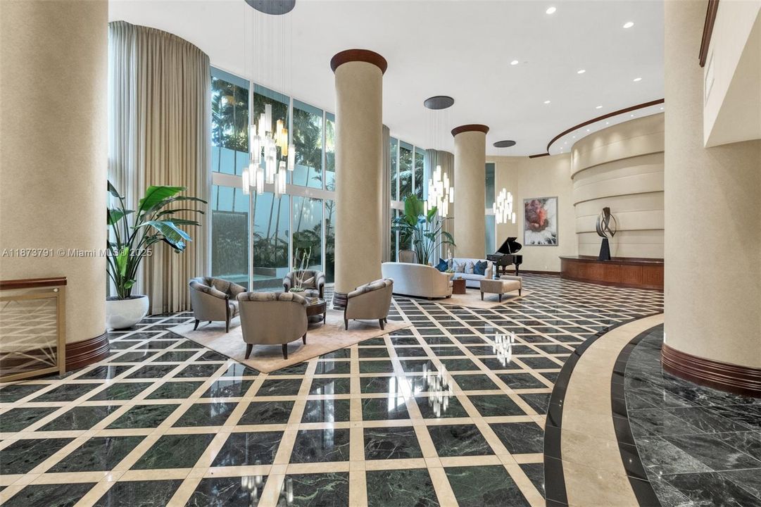 Active With Contract: $8,500 (3 beds, 3 baths, 2970 Square Feet)