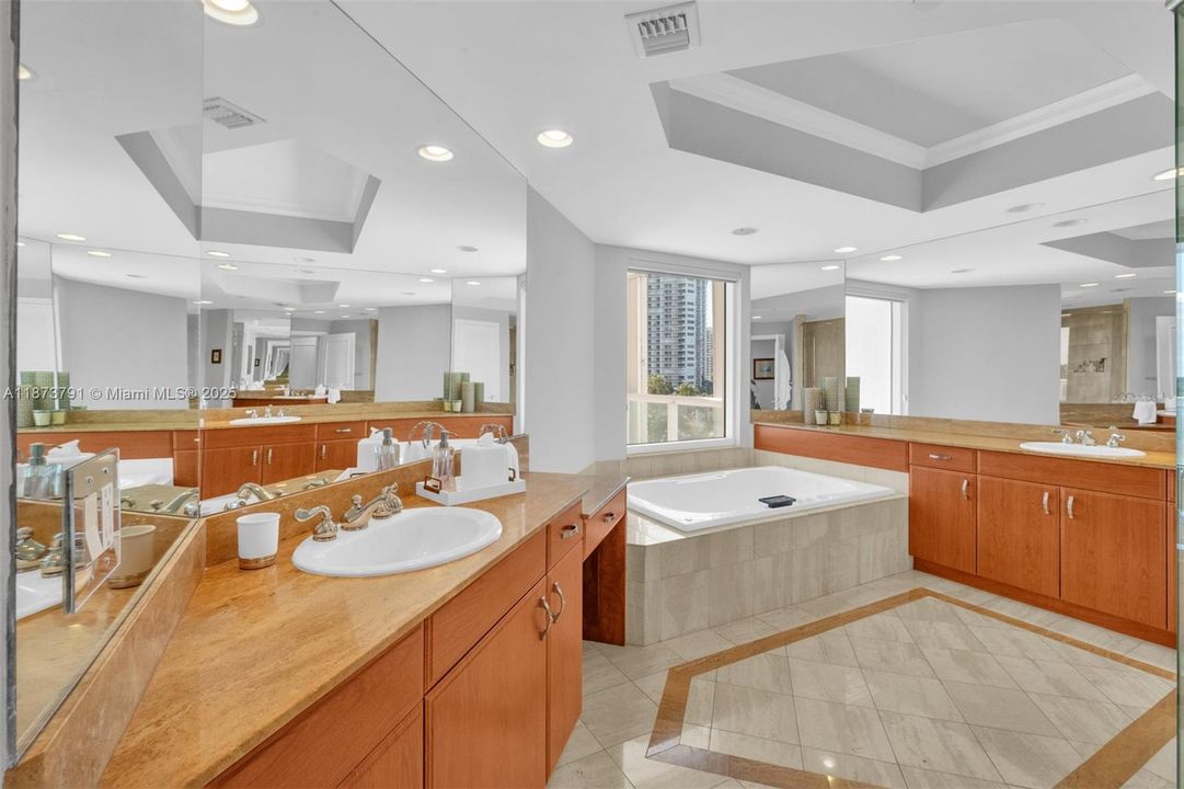 Active With Contract: $8,500 (3 beds, 3 baths, 2970 Square Feet)