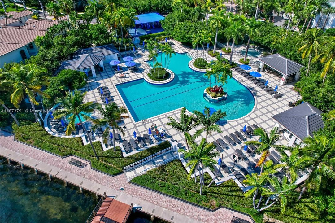 Active With Contract: $8,500 (3 beds, 3 baths, 2970 Square Feet)