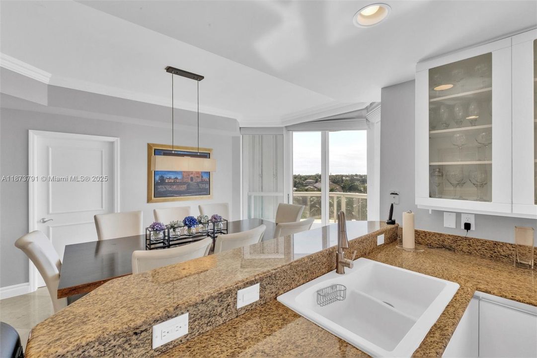 Active With Contract: $8,500 (3 beds, 3 baths, 2970 Square Feet)