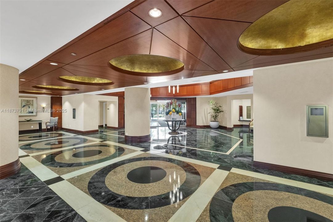 Active With Contract: $8,500 (3 beds, 3 baths, 2970 Square Feet)