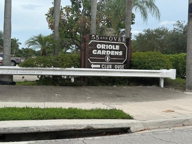 最近售出: $89,000 (2 贝兹, 2 浴室, 990 平方英尺)