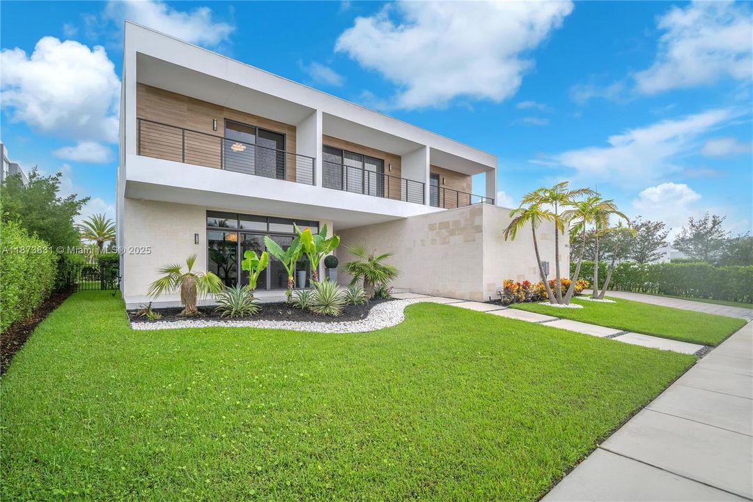 待售: $3,650,000 (5 贝兹, 9 浴室, 6171 平方英尺)