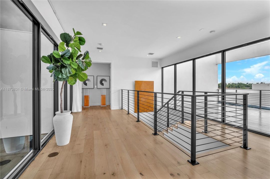 待售: $3,650,000 (5 贝兹, 9 浴室, 6171 平方英尺)