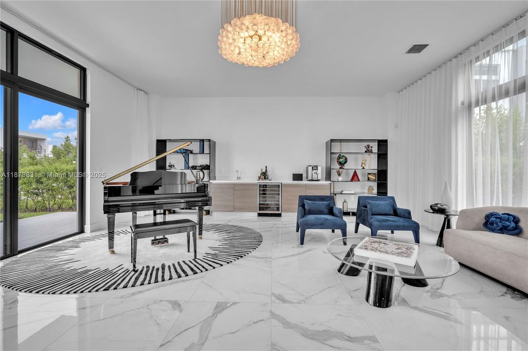 待售: $3,650,000 (5 贝兹, 9 浴室, 6171 平方英尺)