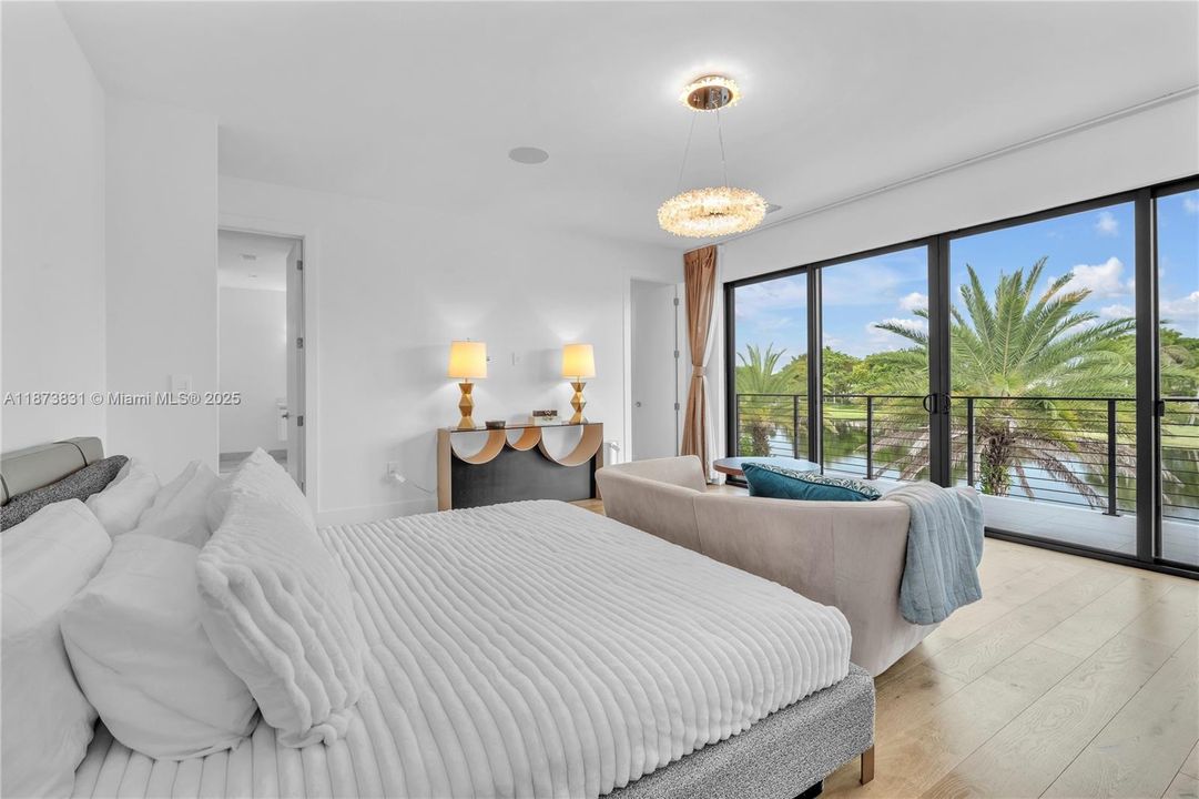 待售: $3,650,000 (5 贝兹, 9 浴室, 6171 平方英尺)