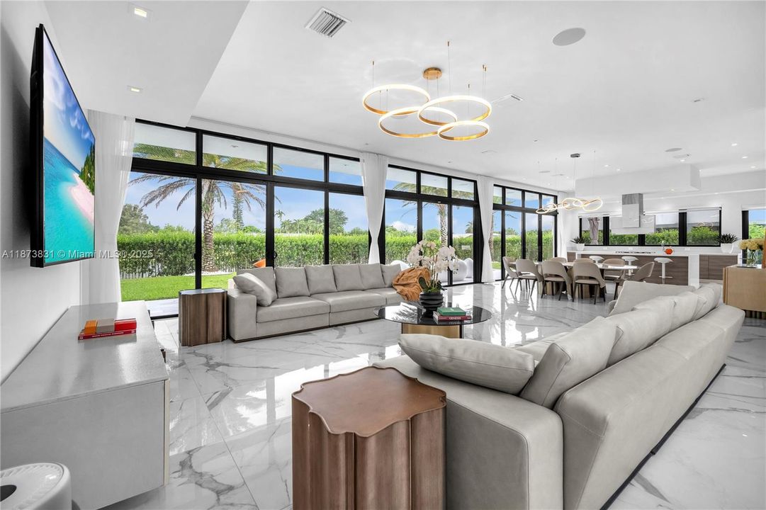 待售: $3,650,000 (5 贝兹, 9 浴室, 6171 平方英尺)