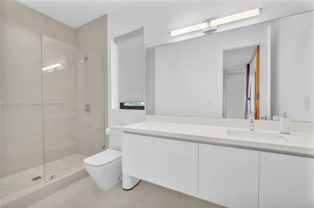 待售: $3,650,000 (5 贝兹, 9 浴室, 6171 平方英尺)