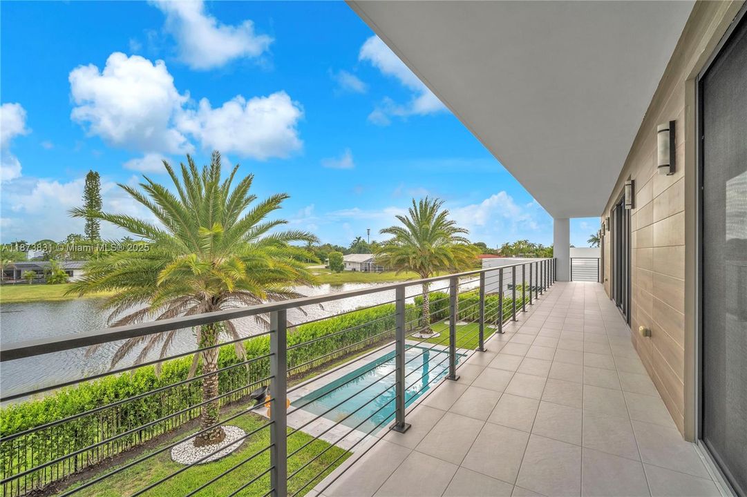 待售: $3,650,000 (5 贝兹, 9 浴室, 6171 平方英尺)