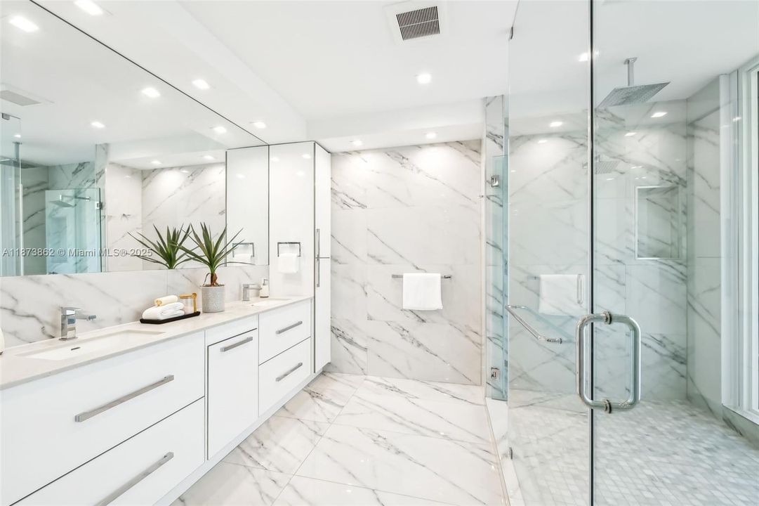 En Venta: $7,750,000 (7 camas, 7 baños, 4565 Pies cuadrados)