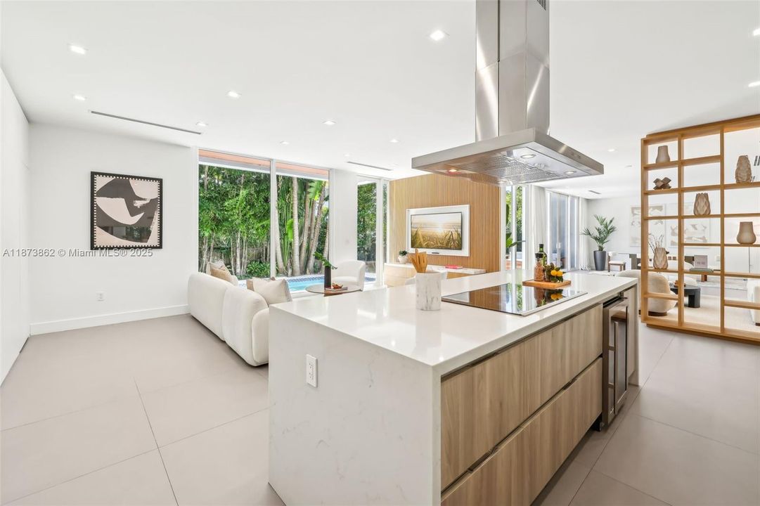 En Venta: $7,750,000 (7 camas, 7 baños, 4565 Pies cuadrados)