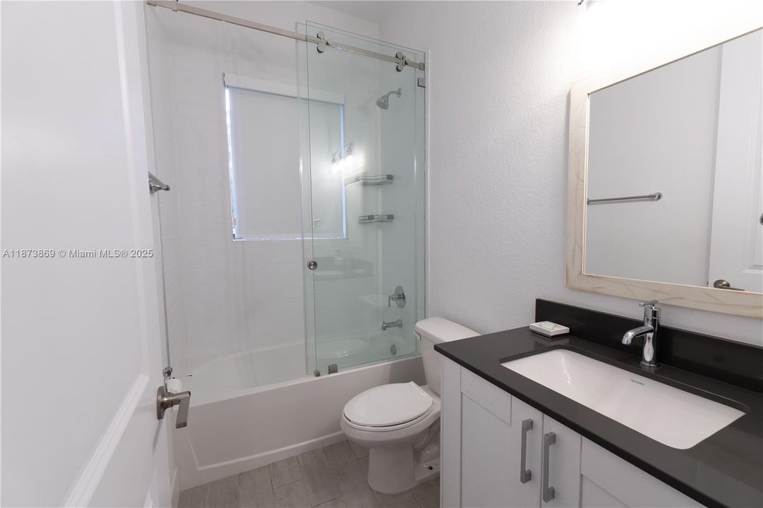 Active With Contract: $920,000 (4 beds, 3 baths, 2442 Square Feet)