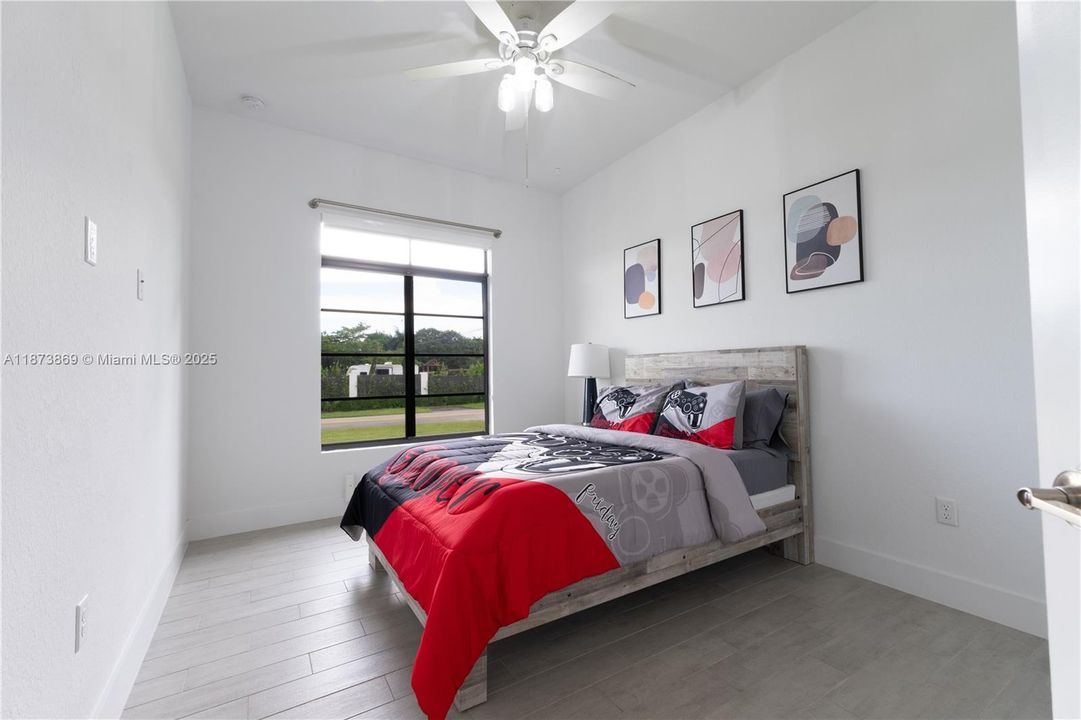 Active With Contract: $920,000 (4 beds, 3 baths, 2442 Square Feet)