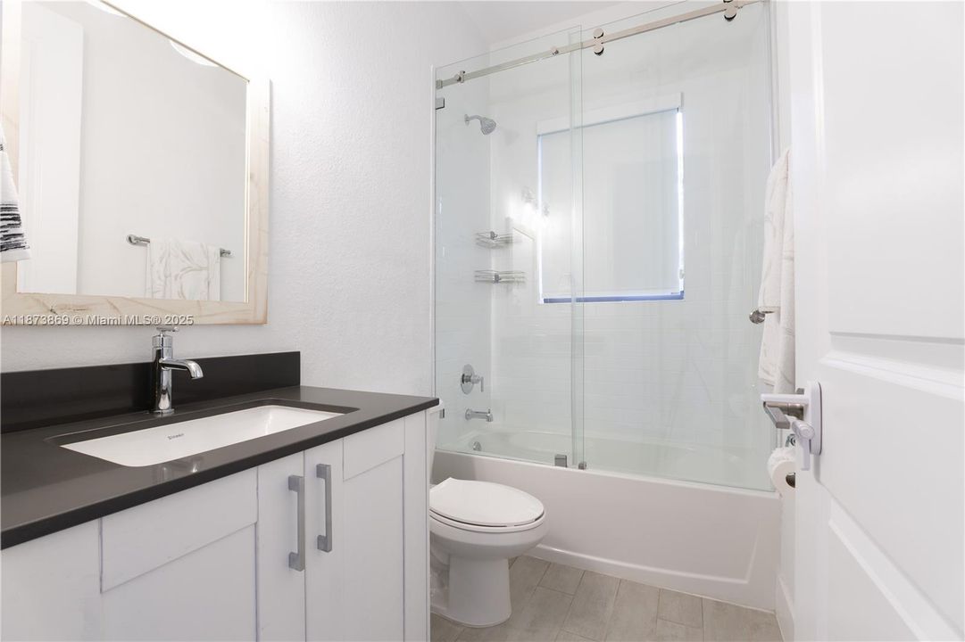 Active With Contract: $920,000 (4 beds, 3 baths, 2442 Square Feet)