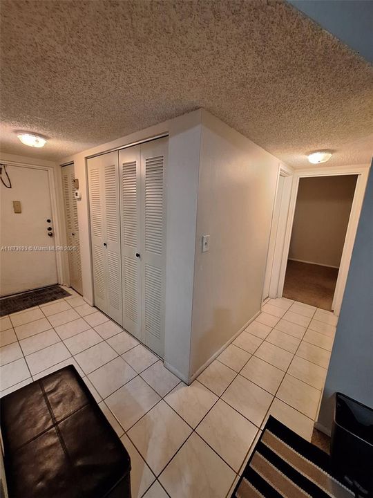 最近售出: $130,000 (2 贝兹, 2 浴室, 1025 平方英尺)