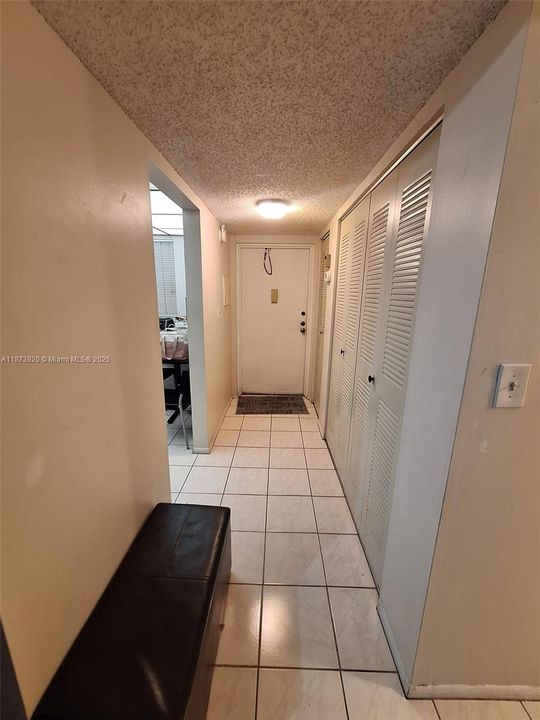 最近售出: $130,000 (2 贝兹, 2 浴室, 1025 平方英尺)