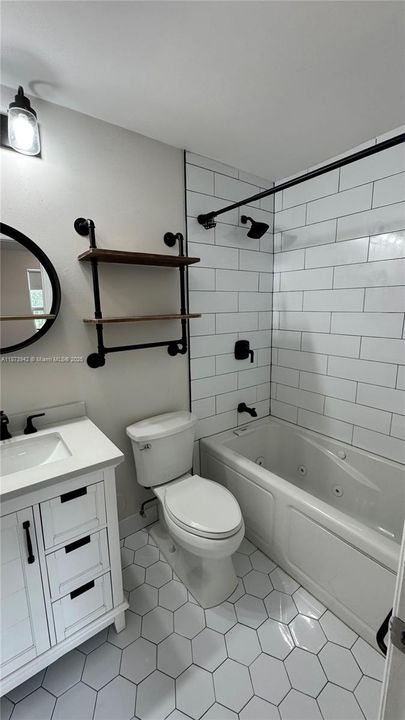 最近售出: $389,900 (2 贝兹, 2 浴室, 1024 平方英尺)