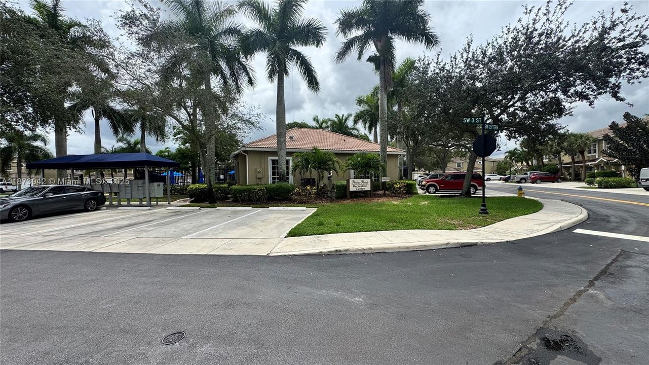 最近售出: $389,900 (2 贝兹, 2 浴室, 1024 平方英尺)