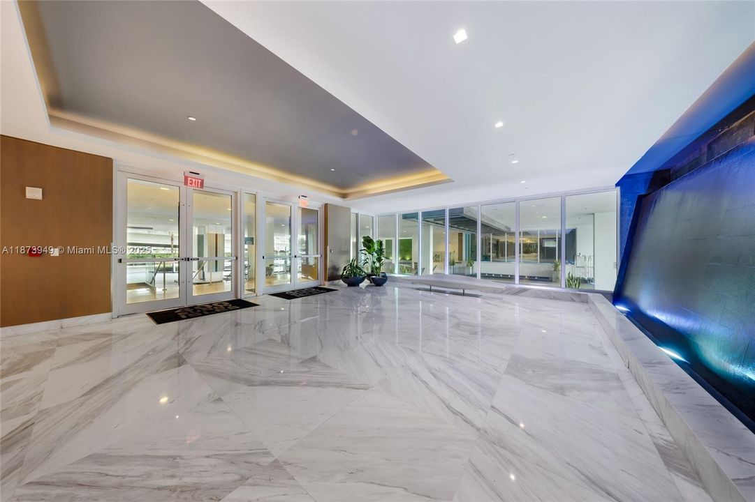 For Sale: $1,220,000 (2 beds, 3 baths, 1690 Square Feet)