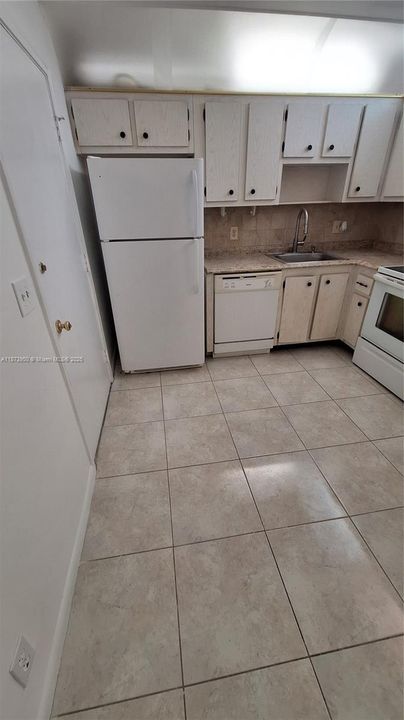 En Venta: $158,000 (1 camas, 1 baños, 868 Pies cuadrados)