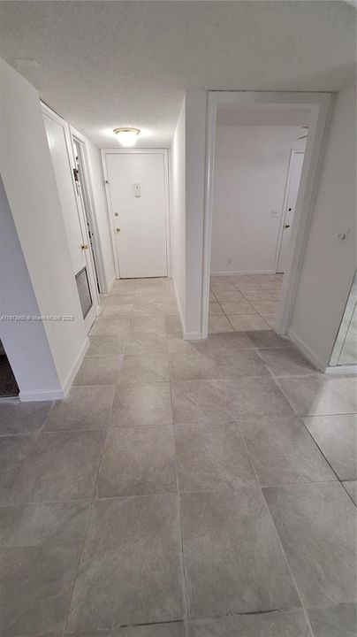 En Venta: $158,000 (1 camas, 1 baños, 868 Pies cuadrados)