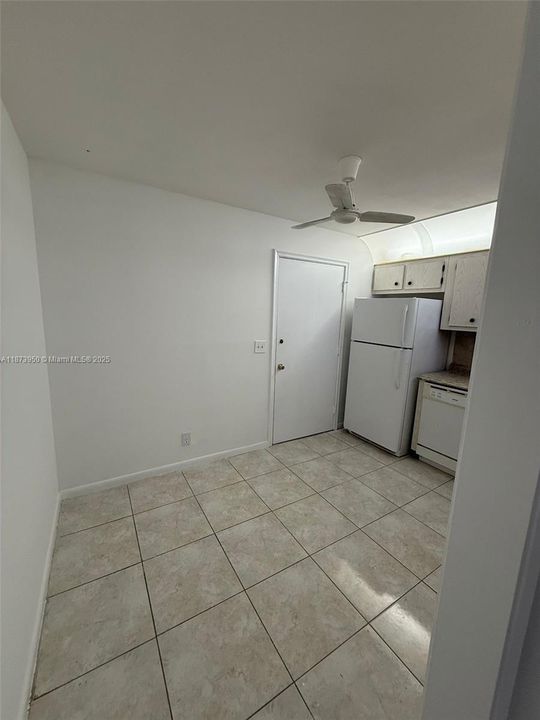 En Venta: $158,000 (1 camas, 1 baños, 868 Pies cuadrados)