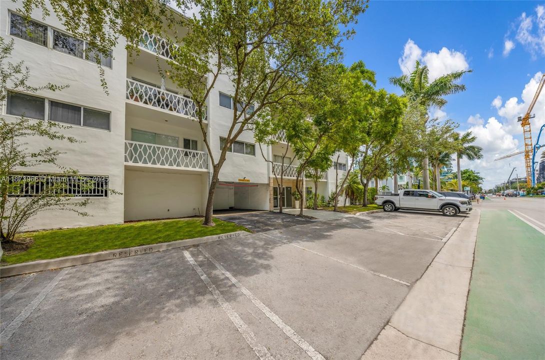 На продажу: $310,000 (1 спален, 1 ванн, 789 Квадратных фут)