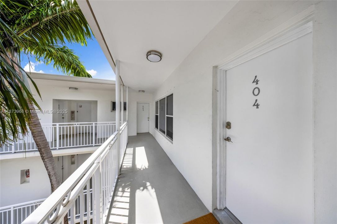 На продажу: $310,000 (1 спален, 1 ванн, 789 Квадратных фут)