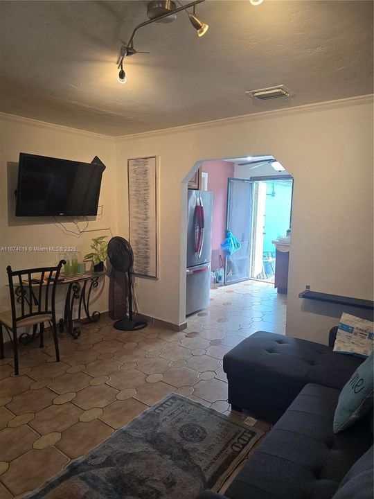 Active With Contract: $450,000 (4 beds, 2 baths, 1512 Square Feet)