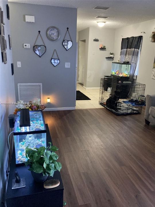 待售: $599,999 (0 贝兹, 0 浴室, 1674 平方英尺)