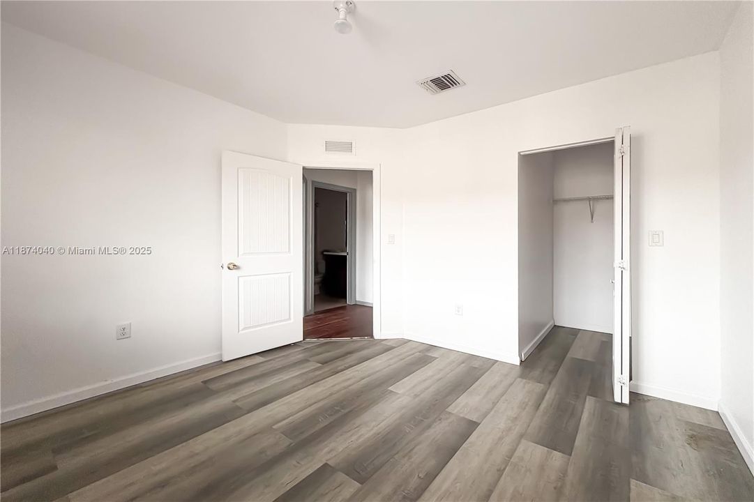 Active With Contract: $3,300 (4 beds, 3 baths, 1577 Square Feet)