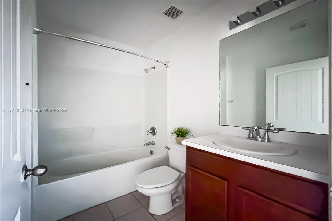 Active With Contract: $3,300 (4 beds, 3 baths, 1577 Square Feet)