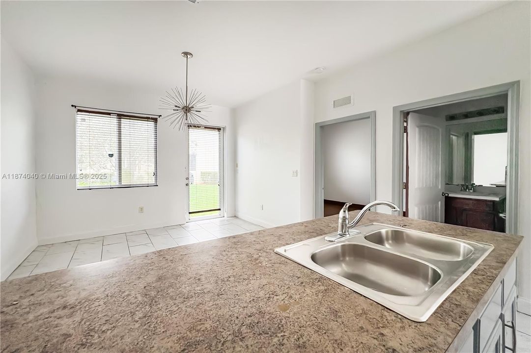 Active With Contract: $3,300 (4 beds, 3 baths, 1577 Square Feet)