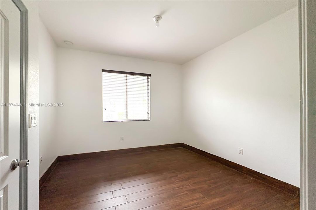 Active With Contract: $3,300 (4 beds, 3 baths, 1577 Square Feet)