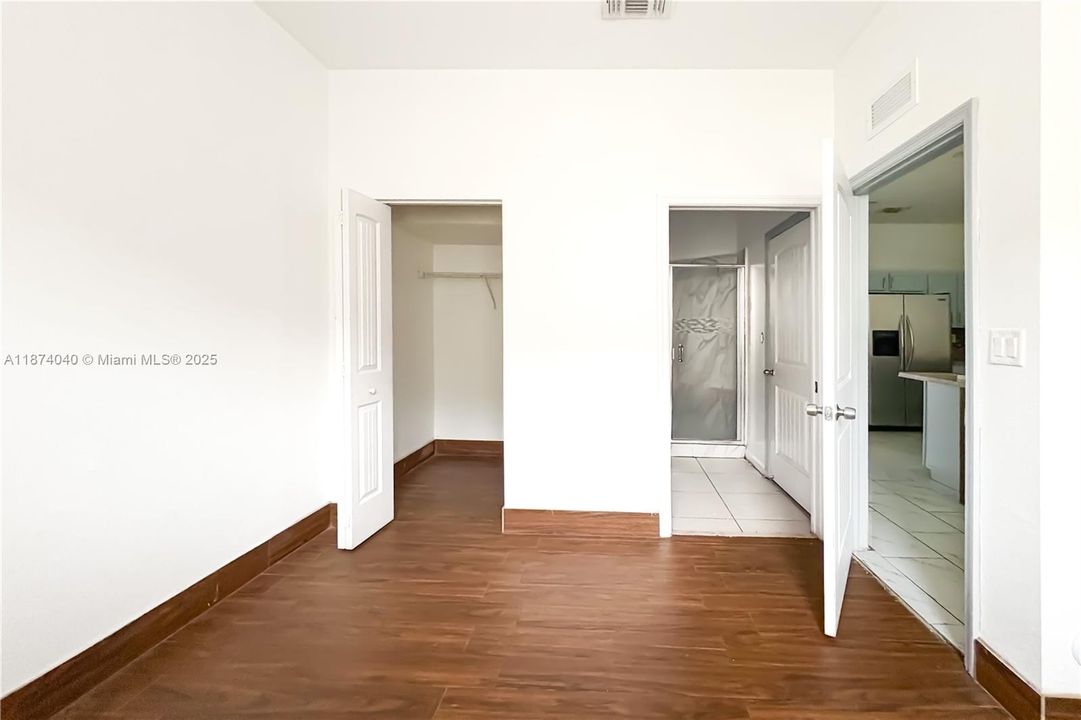 Active With Contract: $3,300 (4 beds, 3 baths, 1577 Square Feet)