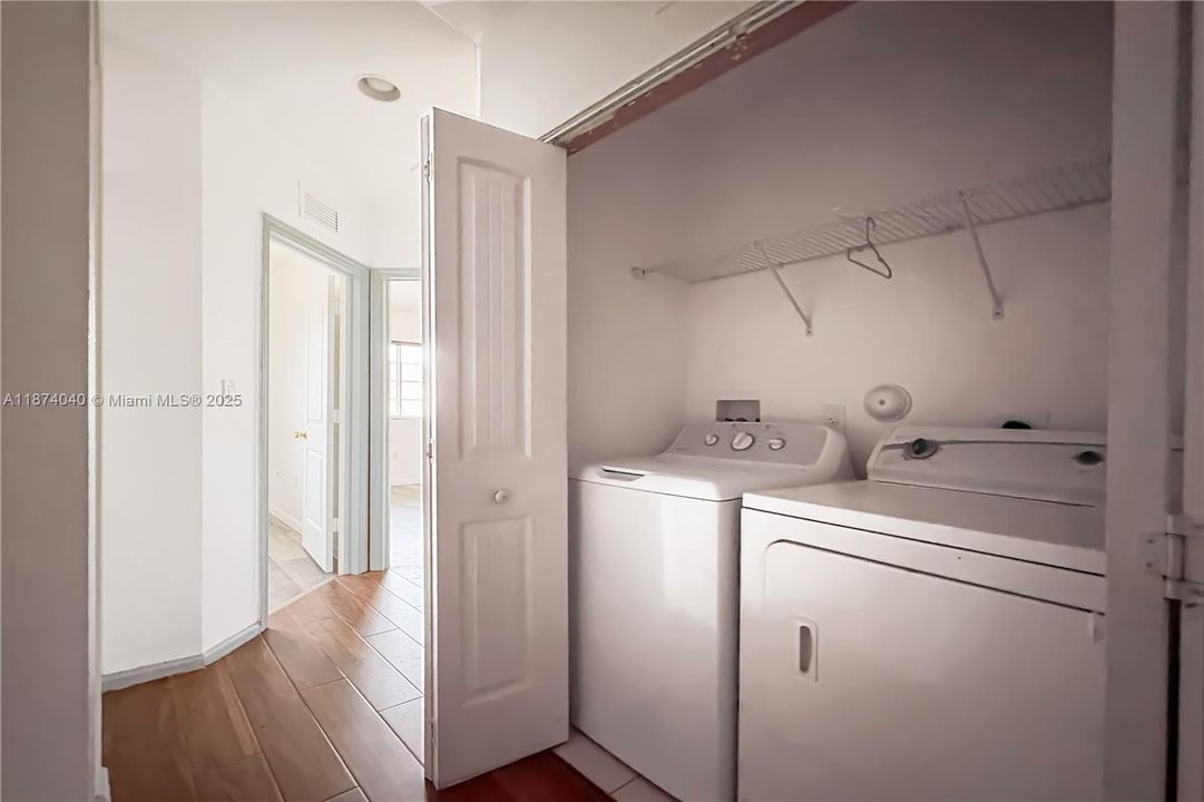 Active With Contract: $3,300 (4 beds, 3 baths, 1577 Square Feet)