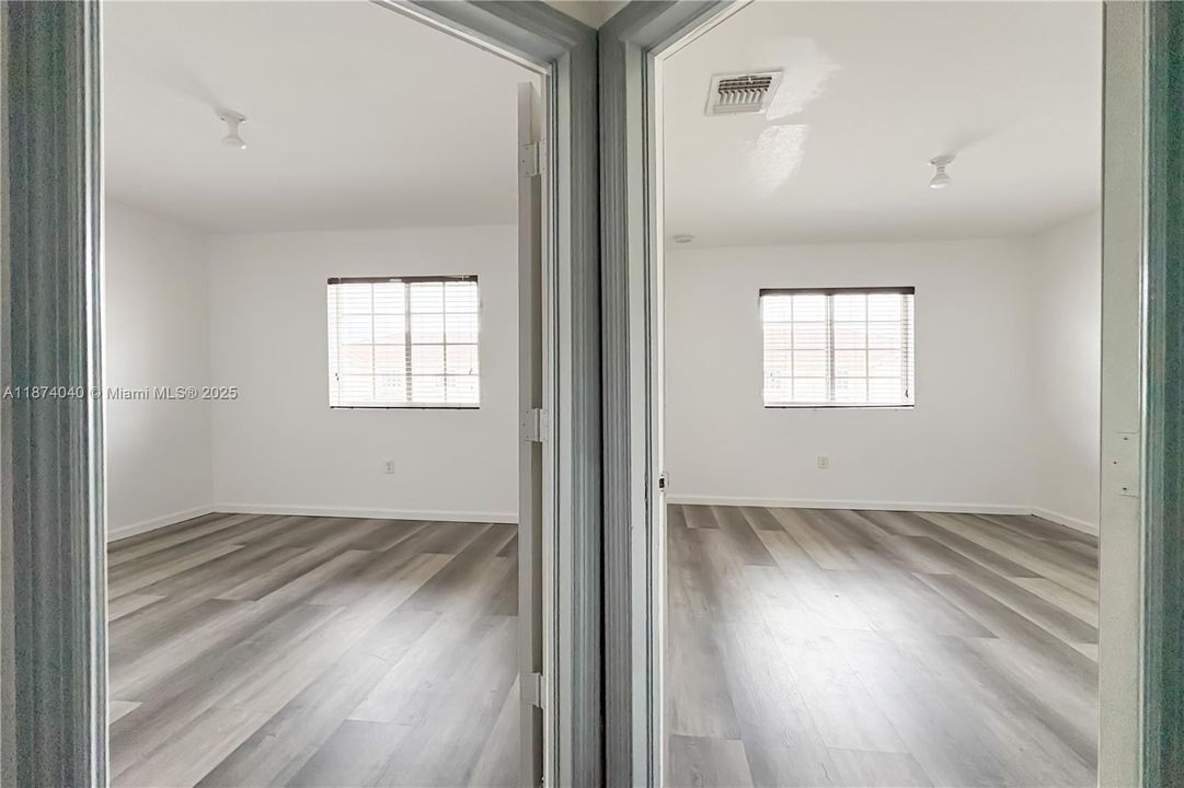 Active With Contract: $3,300 (4 beds, 3 baths, 1577 Square Feet)