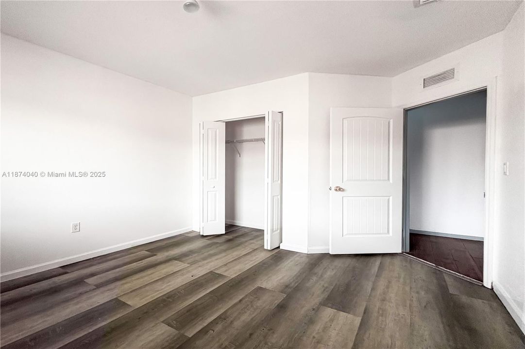 Active With Contract: $3,300 (4 beds, 3 baths, 1577 Square Feet)